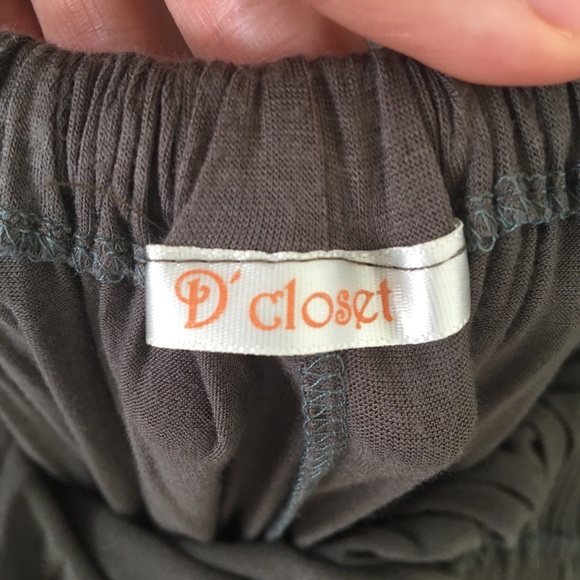 Dress - Picture 3 of 3